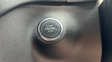 Volvo Xc40 2.0 T4 R DESIGN 5dr AWD Geartronic Petrol Estate